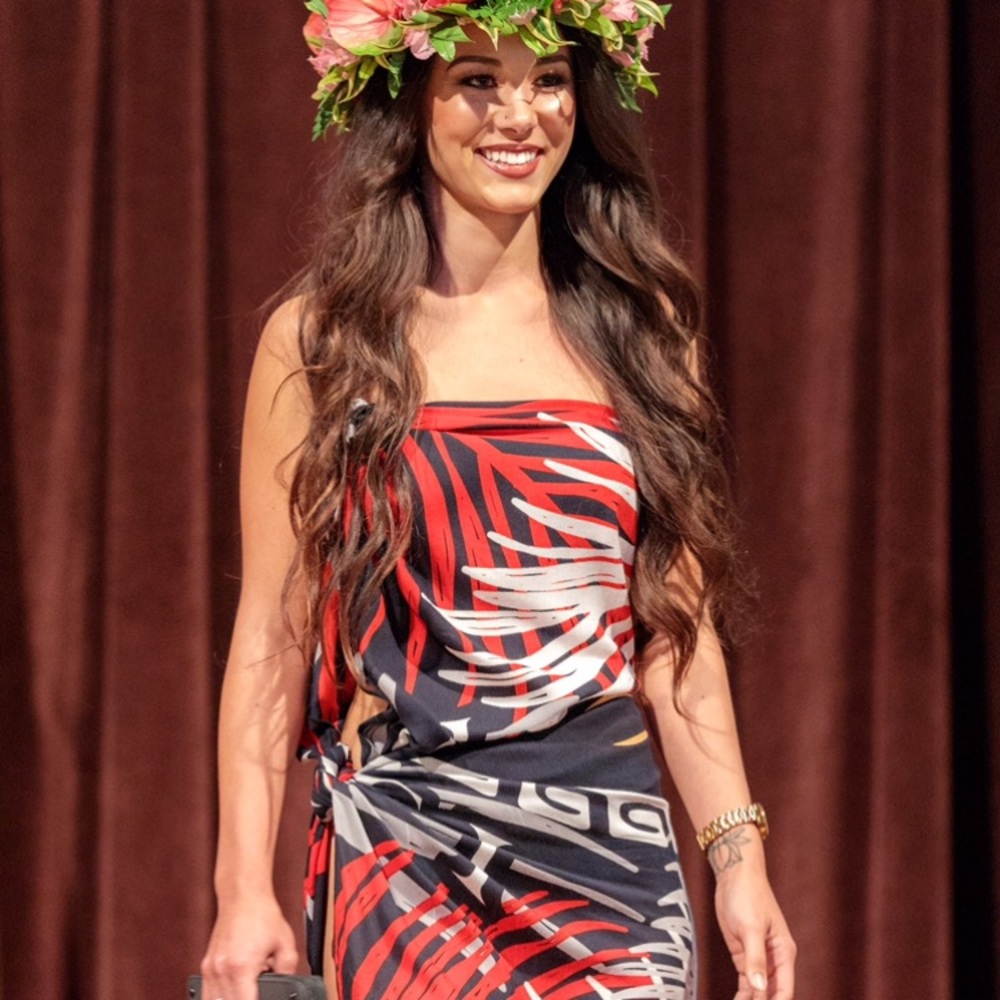 Hinano Tahiti Pareo Sarong